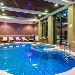 4* מלון Western Olives - Free Pool & Parking